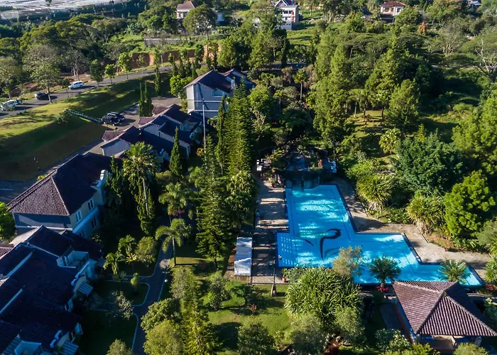 Pesona Alam &SpaVilla